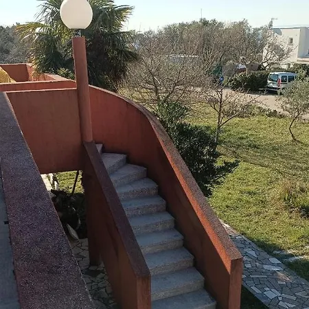 公寓 Druzinski Apartmaji Punat-krk